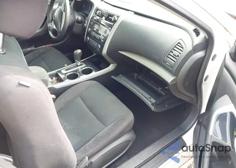 2014 Nissan Altima 2.5 S из США, поврежденный, VIN 1N4AL3AP8EC108077